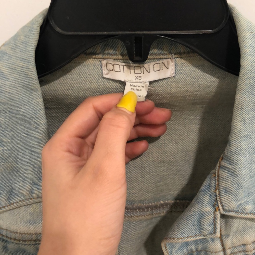Jean jacket - Picture 2 of 3